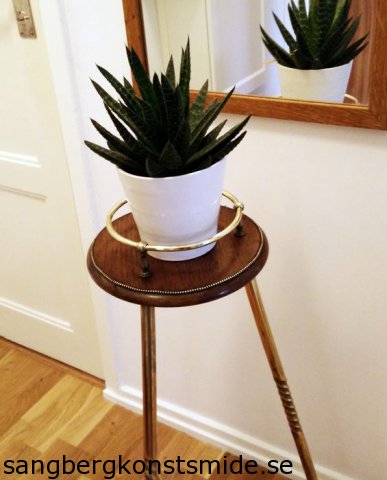 phoca thumb l Piedestal Plant Stand 001